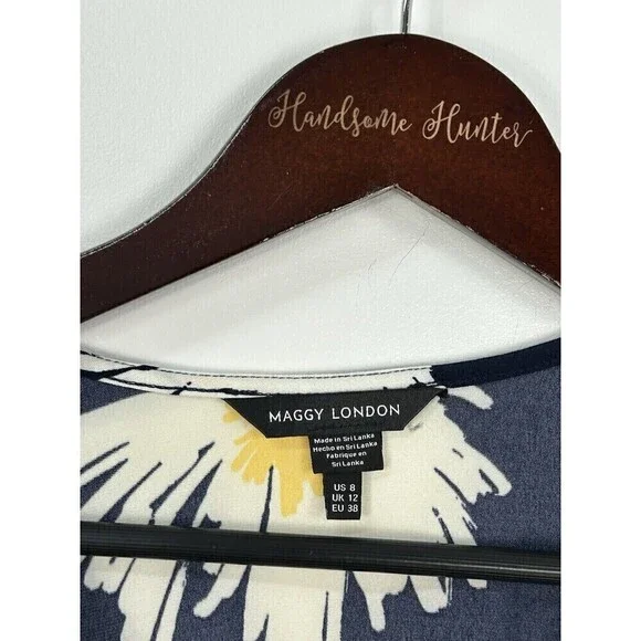 Maggy London Women Sz 8 Navy And Yellow Tropical Floral Cap Sleeve Wrap Dress N4 - Picture 9 of 11